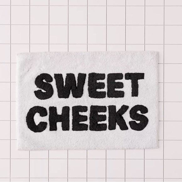 Urban Outfitters Sweet Cheeks Bath Mat NWT - Picture 2 of 10
